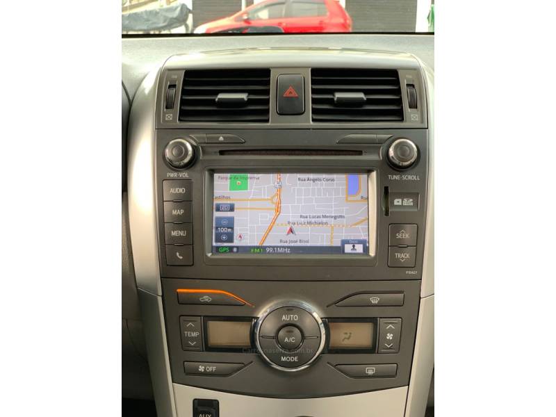 TOYOTA - COROLLA - 2013/2014 - Preta - R$ 71.990,00