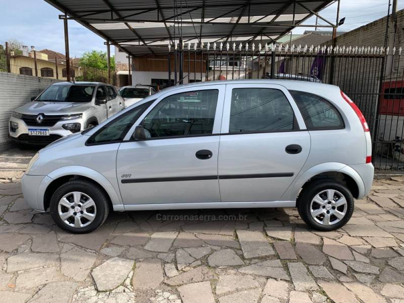 CHEVROLET - MERIVA - 2006/2007 - Prata - R$ 19.990,00