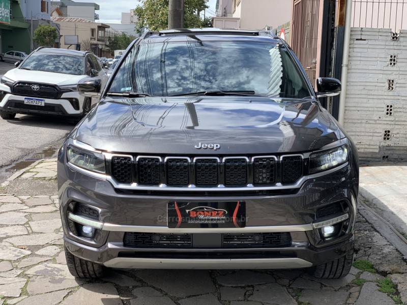 JEEP - COMMANDER - 2022/2022 - Cinza - R$ 179.990,00