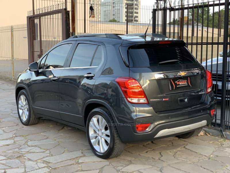 CHEVROLET - TRACKER - 2018/2019 - Cinza - R$ 91.990,00