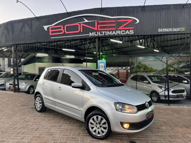 VOLKSWAGEN - FOX - 2013/2013 - Prata - R$ 44.990,00